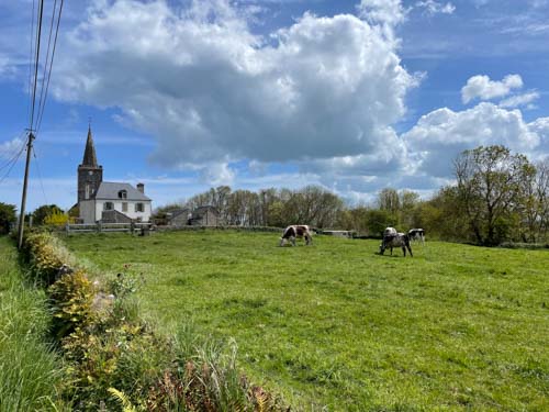 Die r�ckw�rtige Gefechtsstandsicherung beschr�nkt sich auf feldm��ige Anlagen